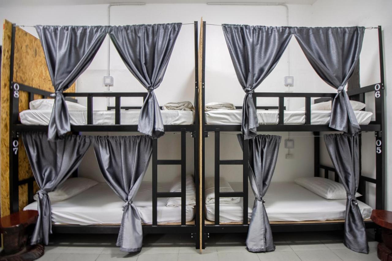T & T Hostel Kanchanaburi City Exterior photo