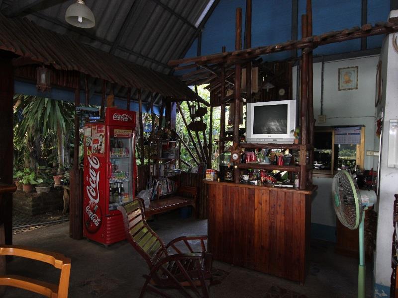 T & T Hostel Kanchanaburi City Exterior photo