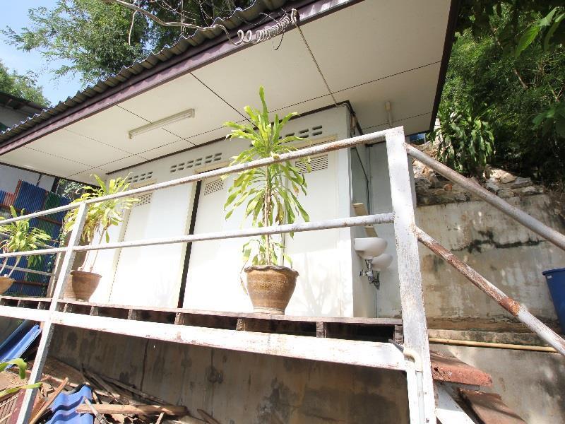 T & T Hostel Kanchanaburi City Exterior photo